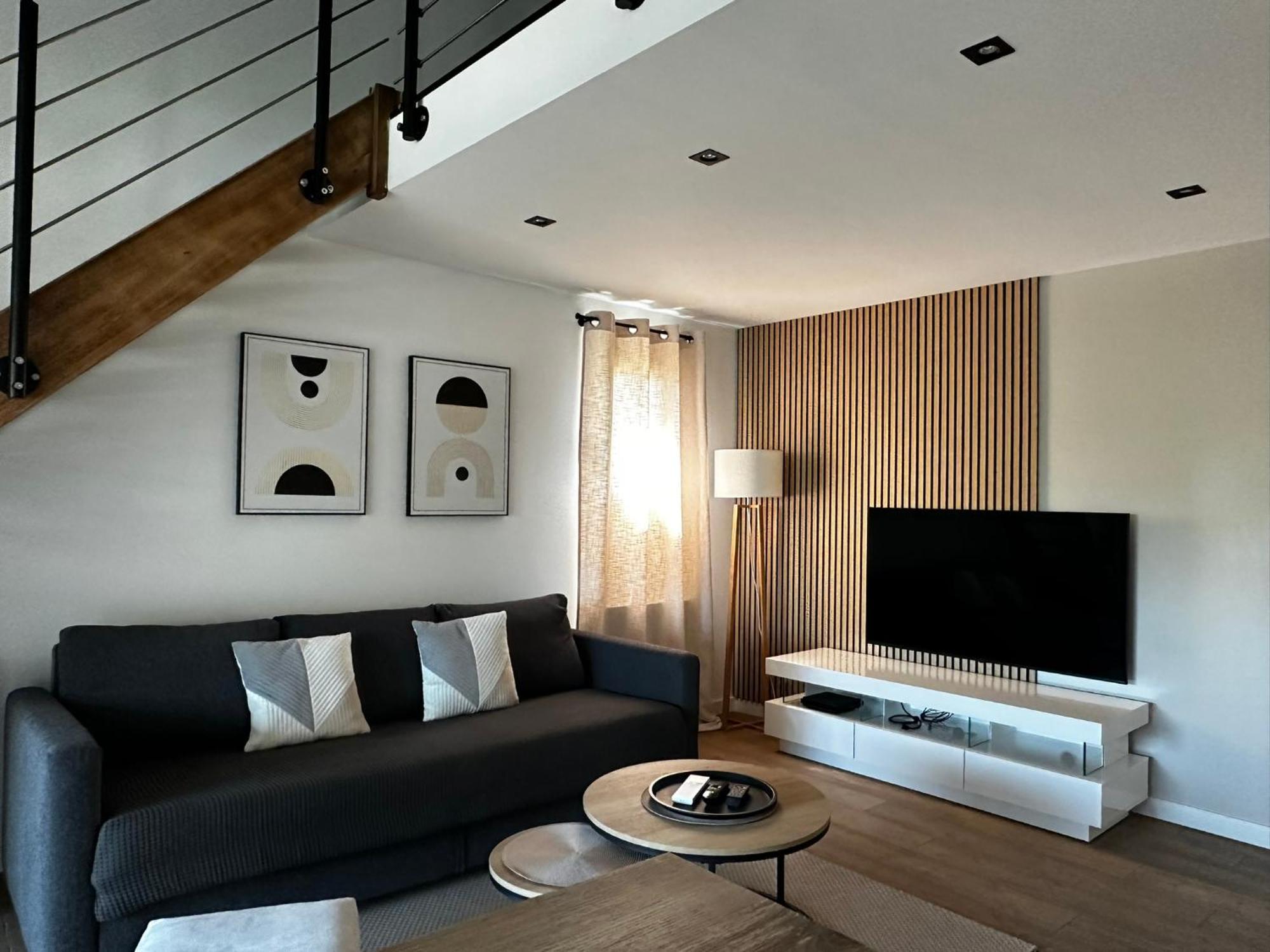 Frejus - Appartement 4 Personnes - Piscine ภายนอก รูปภาพ