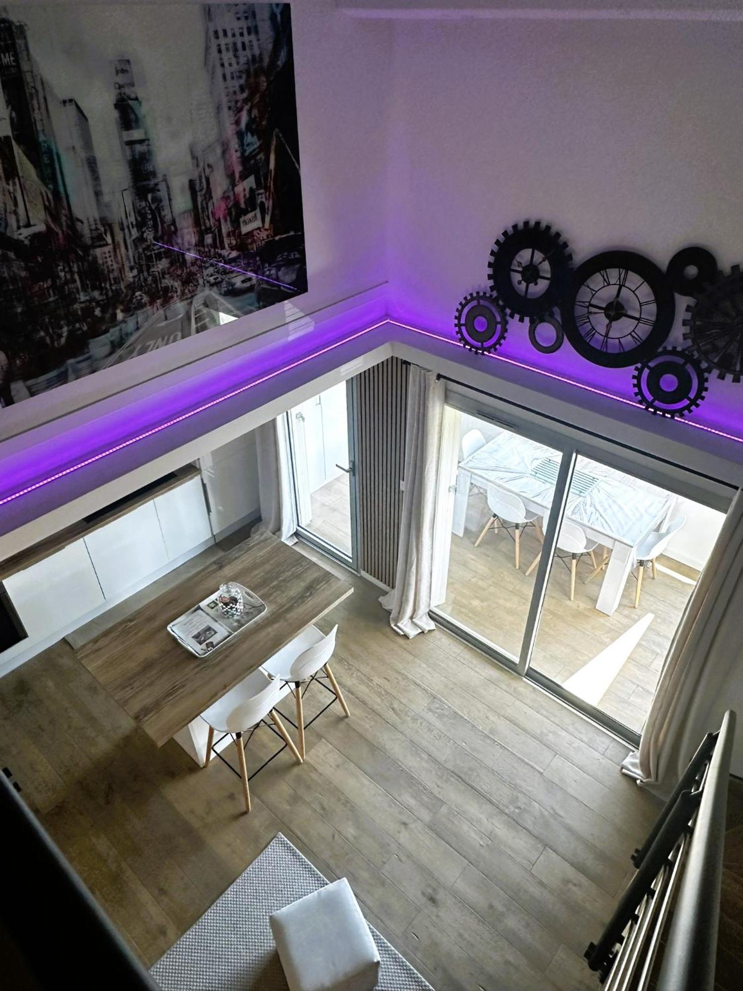 Frejus - Appartement 4 Personnes - Piscine ภายนอก รูปภาพ