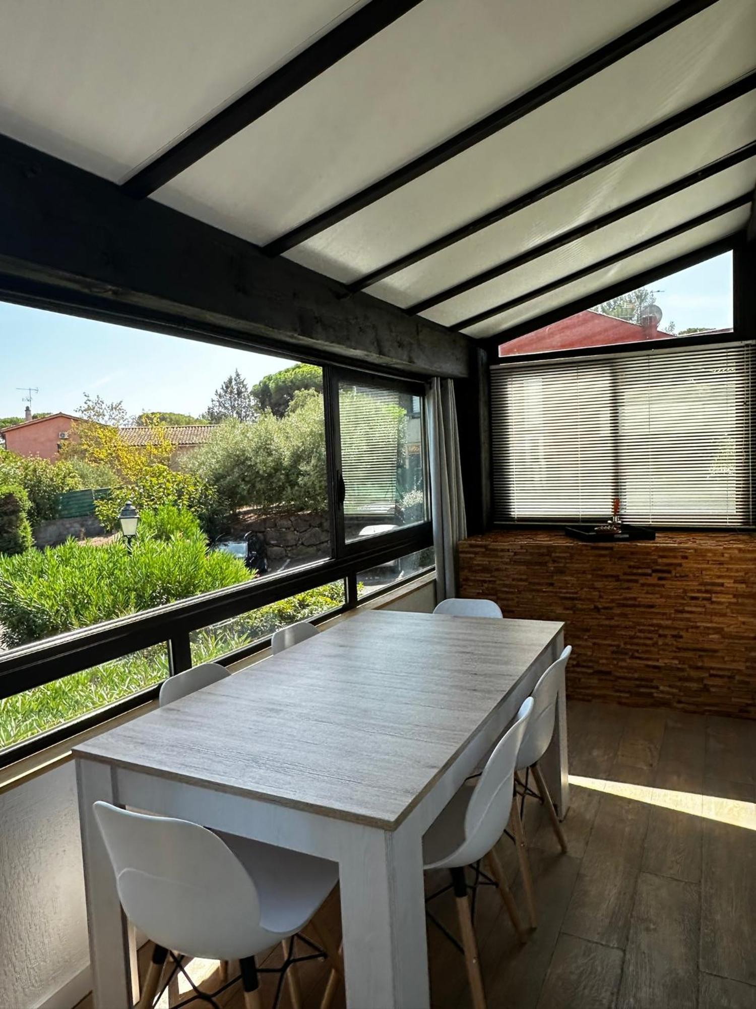 Frejus - Appartement 4 Personnes - Piscine ภายนอก รูปภาพ