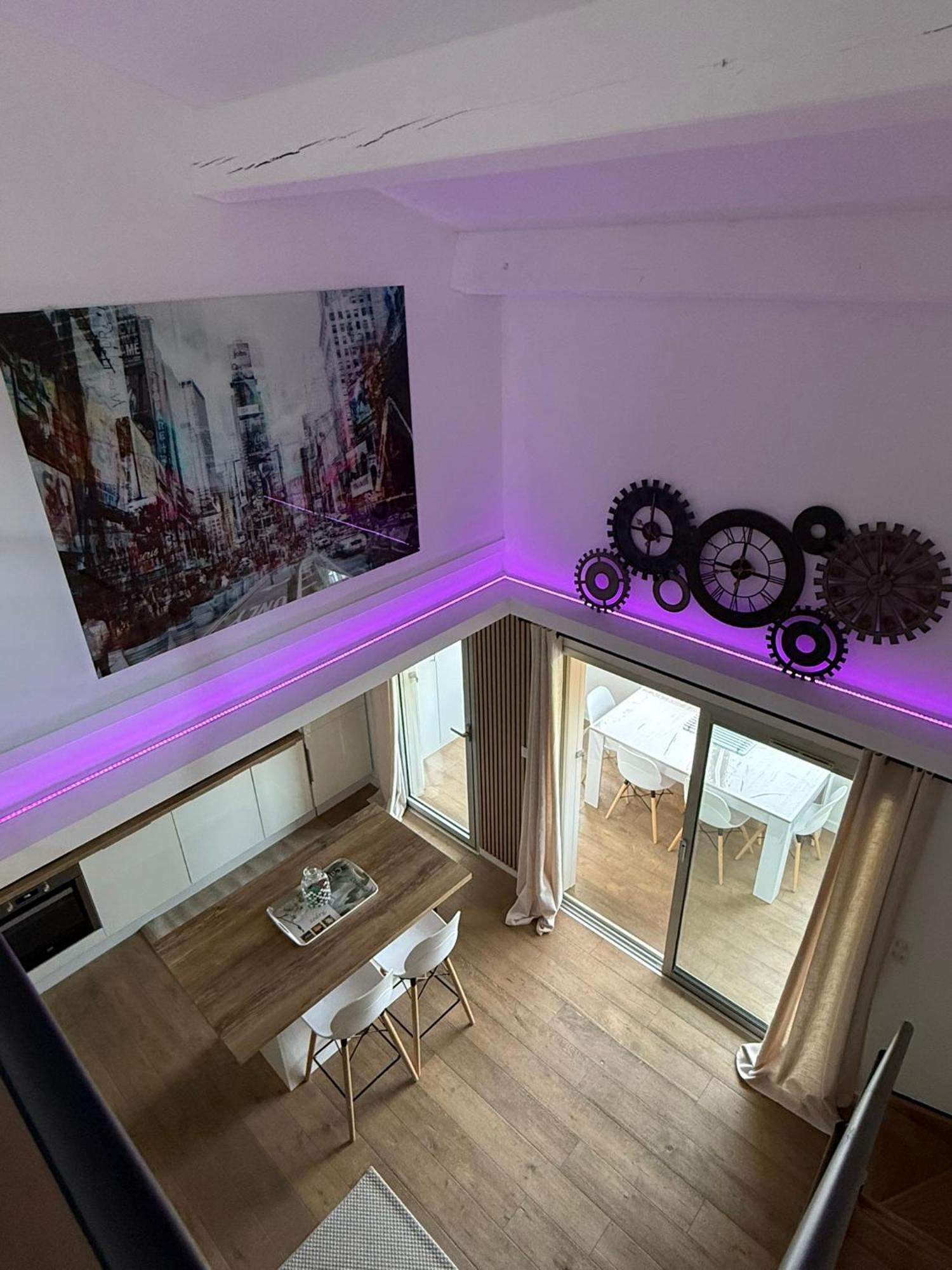 Frejus - Appartement 4 Personnes - Piscine ภายนอก รูปภาพ